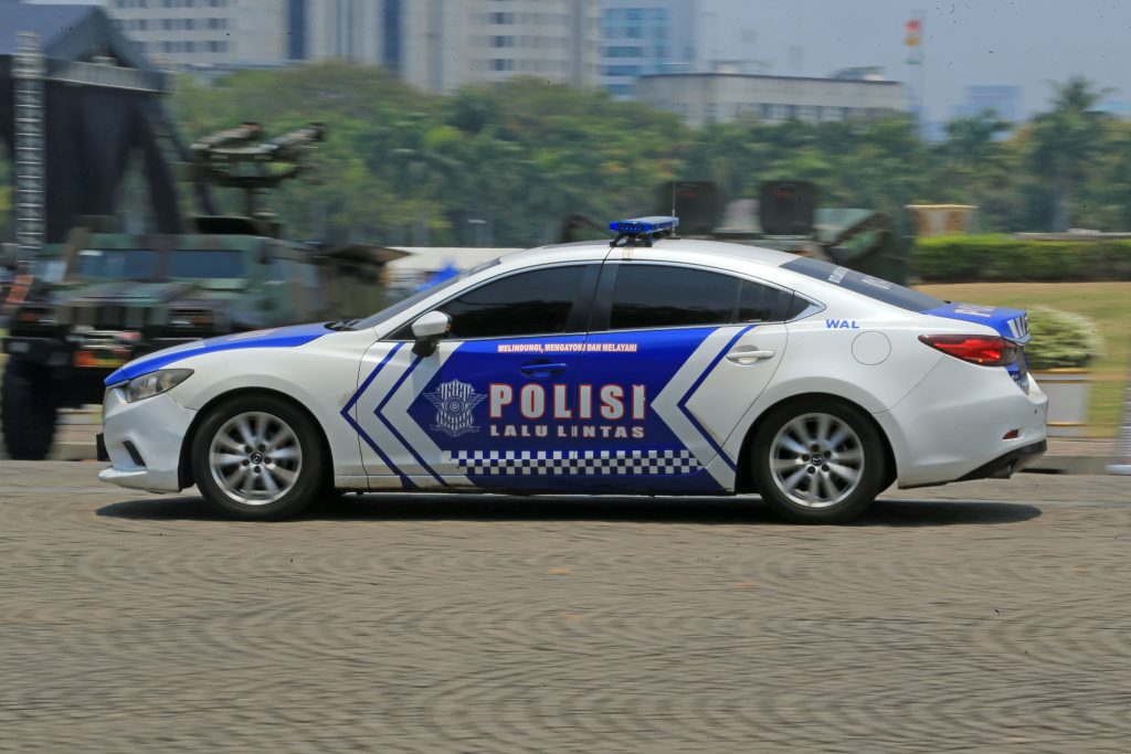 Bali police checkpoint audit for foreign tourists riding motorbikes